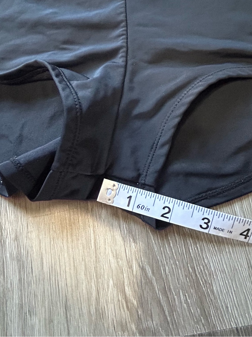 β€οΈ5 FOR $25β€οΈ Danskin Black Swim Boyshorts Teal Waistband Size L Like New - Picture 5 of 8